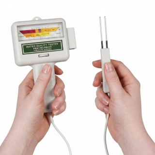 Tester kvality vody 2v1 s meraním pH a chlóru + 100 testovacích prúžkov 3v1